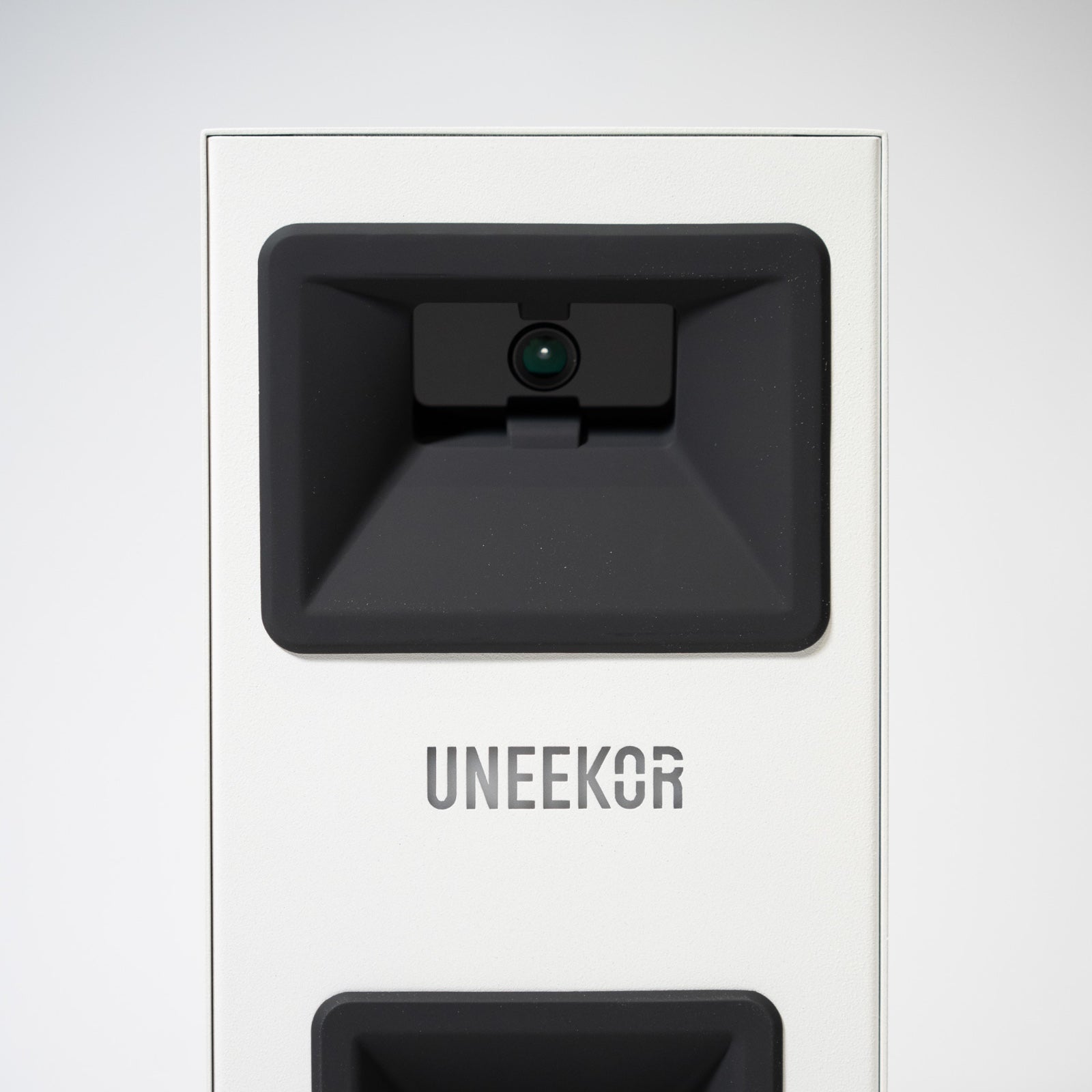 Uneekor Eye Mini Core